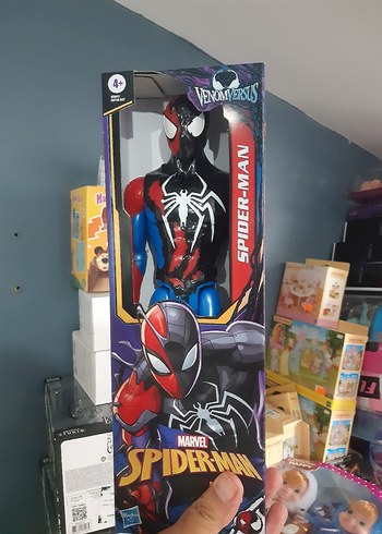 Spider-Man Venomversus Titan Hero Figür 30 cm - Spider Man