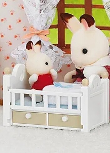  Beden Renk Sylvanian Families Çikolata Kulaklı Tavşan Bebek ve Yatağı