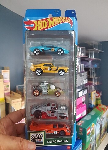 Hot Wheels Araba Seti 5 Li 1806 HTV50