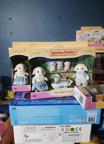 Sylvanian Families Flora Tavşan Ailesi 5735