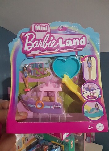 Barbie Barbie Mini Barbieland Dreamboat HYF41