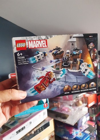 LEGO Marvel Iron Man Savaş Seti 76288
