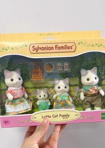  Sylvanian Families Latte Kedi Ailesi 5738