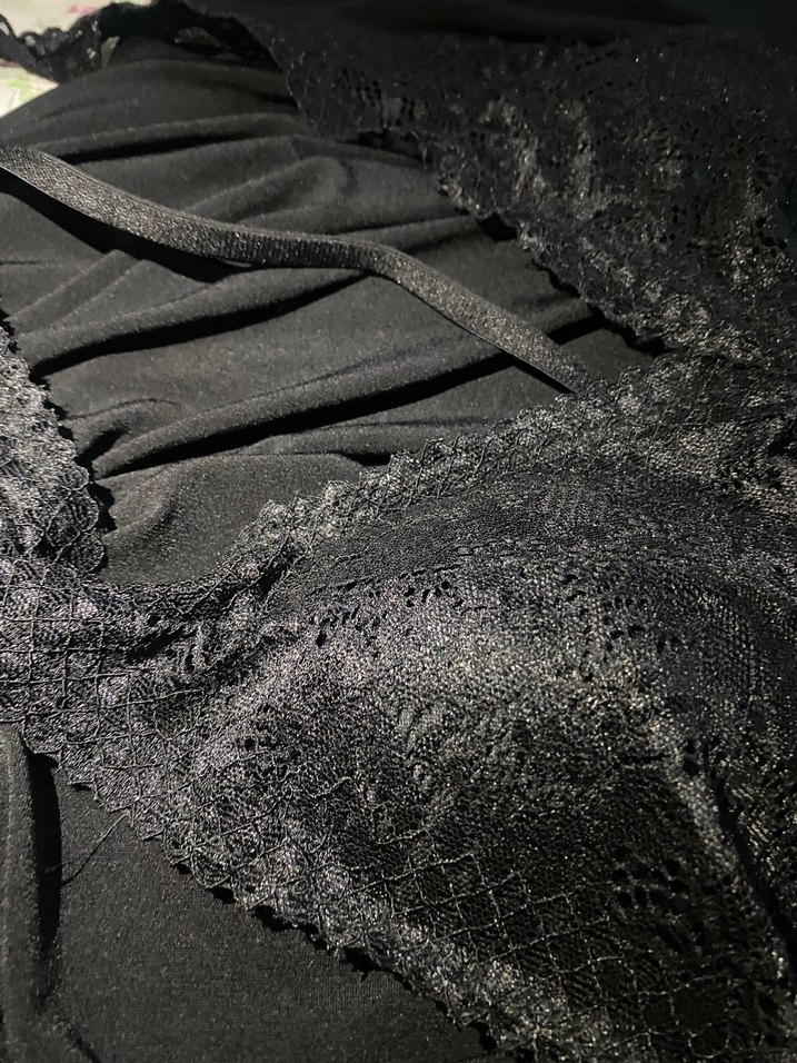 Siyah sütyen gibi gözüken bralet - Görsel 2