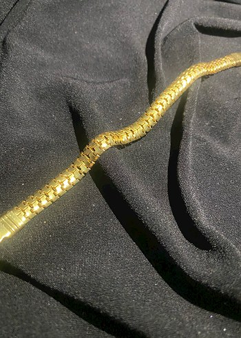 Zincir Detaylı Altın Renk Kadın Bileklik - Görsel 6