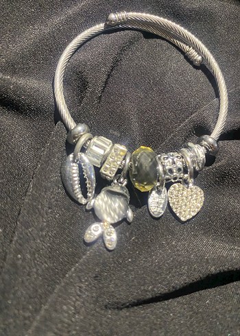 Zincir Detaylı Altın Renk Kadın Bileklik - Görsel 8