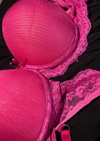 Pembe Dantelli Desenli Sütyen - Görsel 2