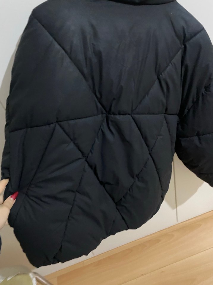 Siyah Mini Fermuarlı Kısa Kadın Kışlık Ceket - Görsel 4