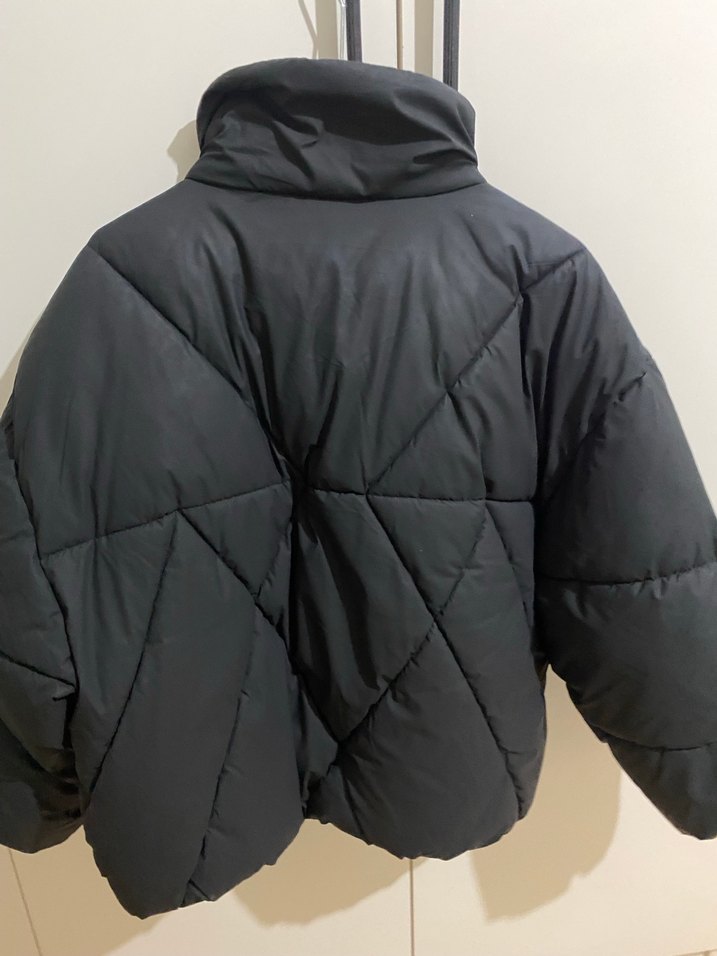 Siyah Mini Fermuarlı Kısa Kadın Kışlık Ceket - Görsel 3