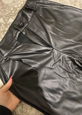 Deri Siyah Kadın Pantolon Kemerli - Görsel 4