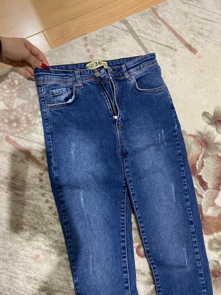 Gri Tonlu Bağlama Desenli Düğmeli Kadın Kot Pantolon - Görsel 5