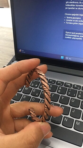Beden Burgulu düz dövme bakır bileklik