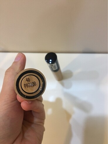  Beden Flormar Likit Kapatıcı 040 Light-Medium