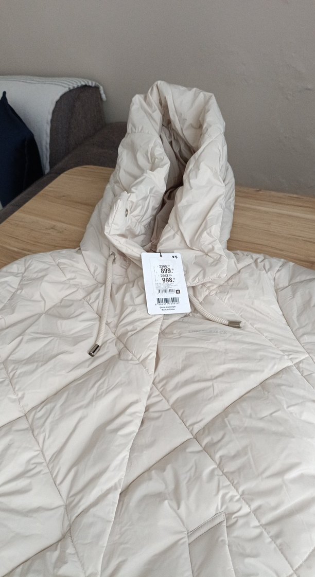 Bej renkKapüşonlu Kışlık Mont - Görsel 5