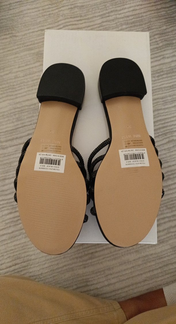 Siyah Boncuklu Topuklu Kadın Terlik - Görsel 5