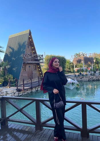Siyah saten takım