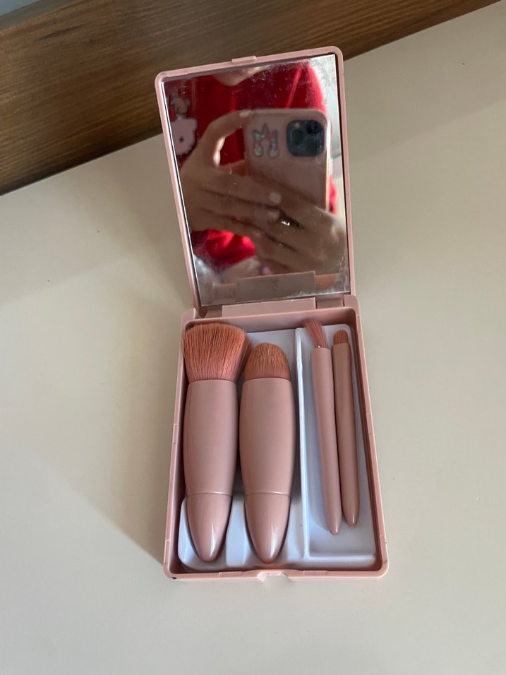 Pembe makyaj fırçası kutulu set - Görsel 2