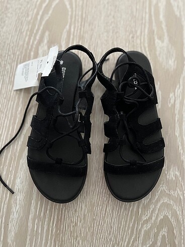 H&M sandalet