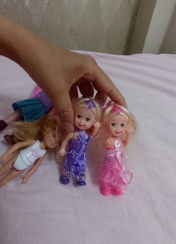 Barbie Oyuncak bebekler