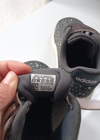 25 Beden Adidas ayakkabi