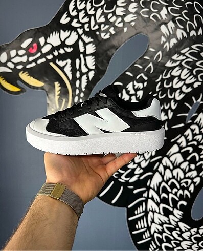NEW BALANCE GT
