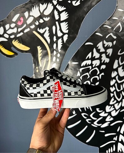 VANS BENEKLİ