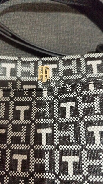 Tommy Hilfiger Tommy Hilfiger 