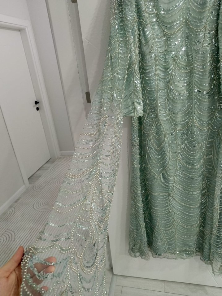 Yeşil İşlemeli Uzun Kollu Bohem Abiye Elbise - Görsel 3