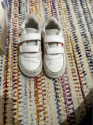 27 Beden Adidas 27 numara