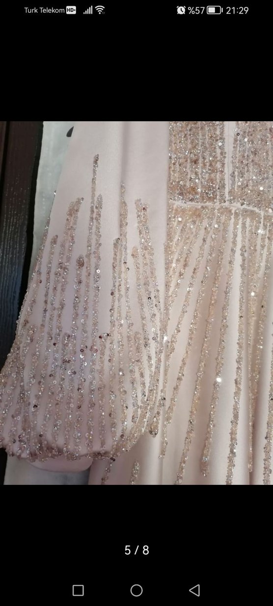 Bej Uzun Kollu Yüksek Yakalı Abiye Elbise - Görsel 5