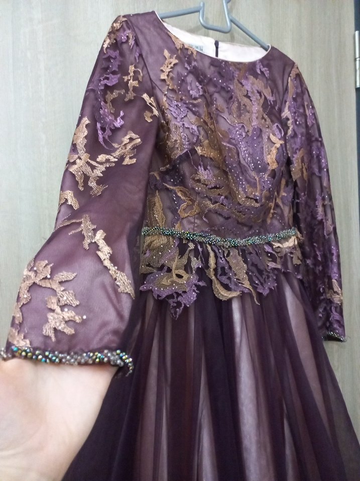 Uzun Kollu Mor Vintage Gece Elbisesi - Görsel 3