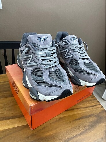 New Balance 9060xJFG seri