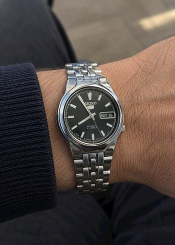 Seiko 5 Otomatik Celik Kol Saati