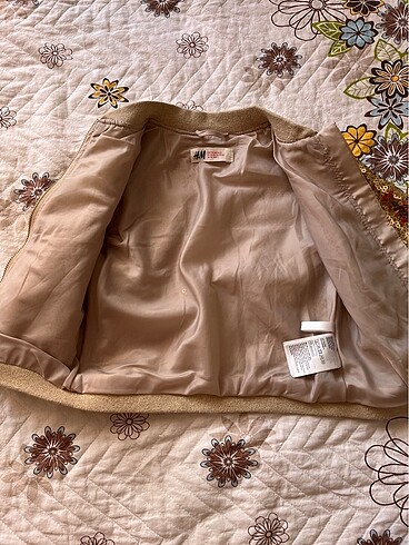 24-36 Ay Beden altın Renk #H&M #trendyol #çocuk ceket #çocuk yelek