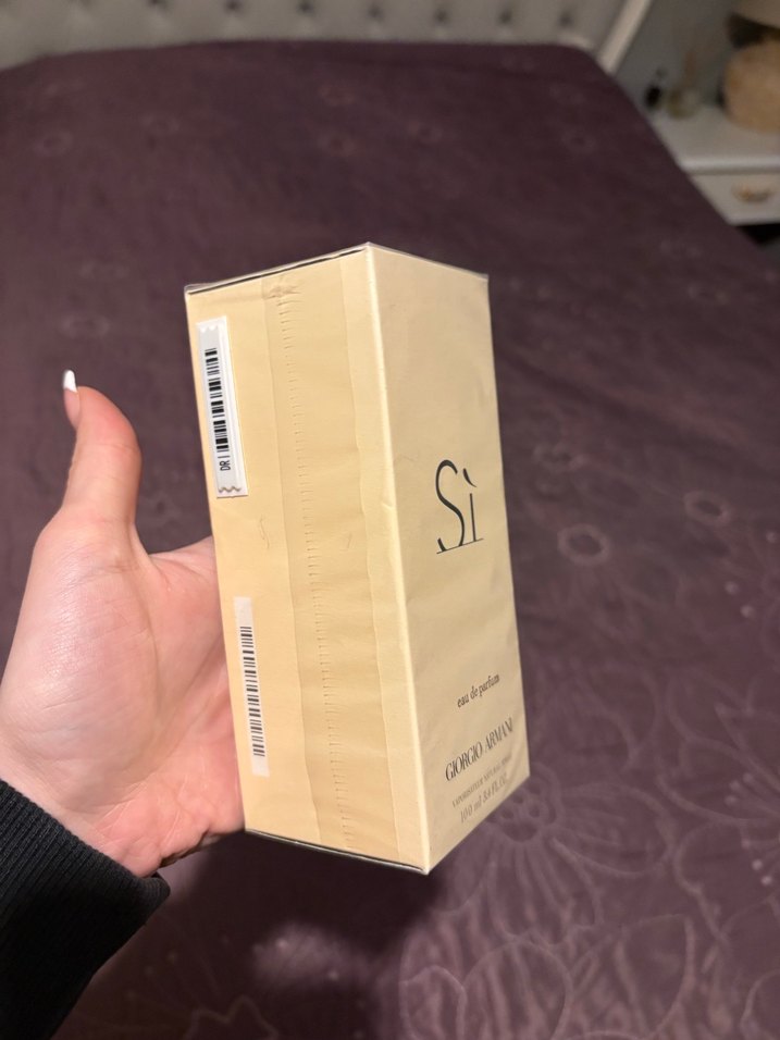 Giorgio Armani Si Kadın Parfümü 100ml - Görsel 2