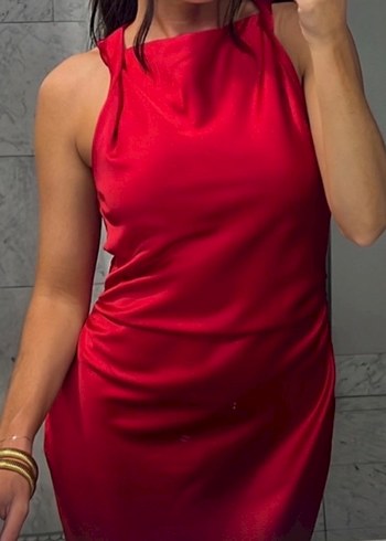 Zara Kırmızı Saten Elbise - Görsel 2