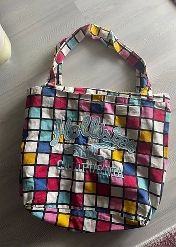 Hollister Renkli Kareli Plaj Cantasi