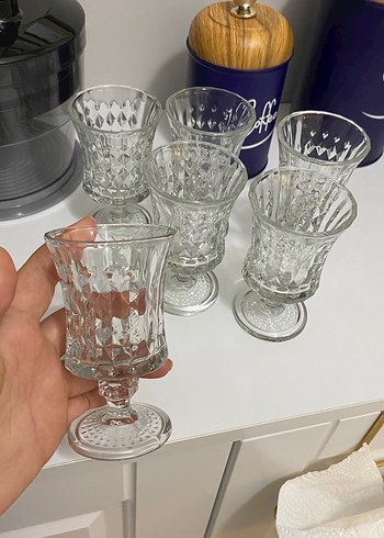 Şeffaf Ayaklı Bardak Seti - Görsel 3