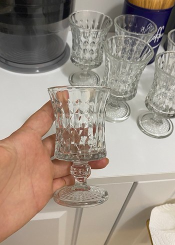 Şeffaf Ayaklı Bardak Seti - Görsel 2