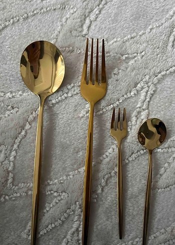 24 parça Parlak Altın Renkli Çatal Kaşık Takımı - Görsel 2