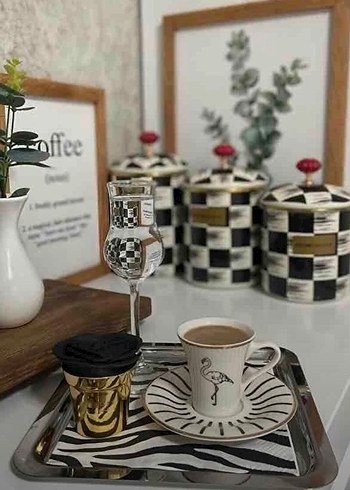 6 adet Kare Metal Tepsi Seti - Görsel 4