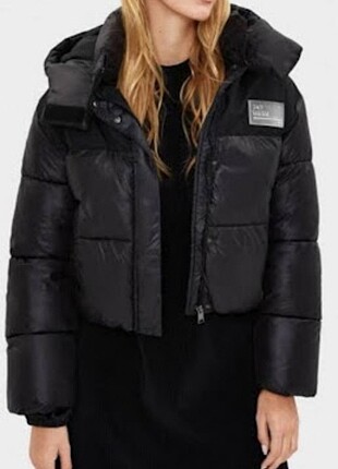 Mont Bershka 24/7 Crop Mont