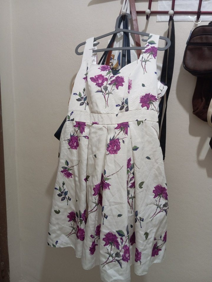 Mor Çiçekli elbise - Görsel 3