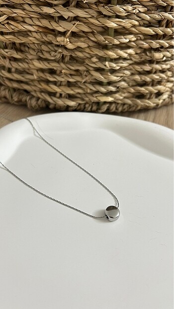 Silver kolye