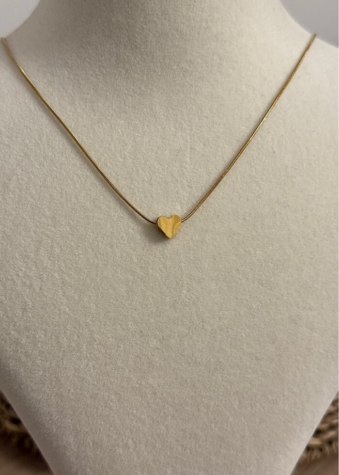 Altın Kalp Kolye - Görsel 2