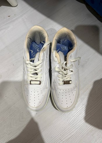 Kadın Nike ayakkabı - Görsel 2