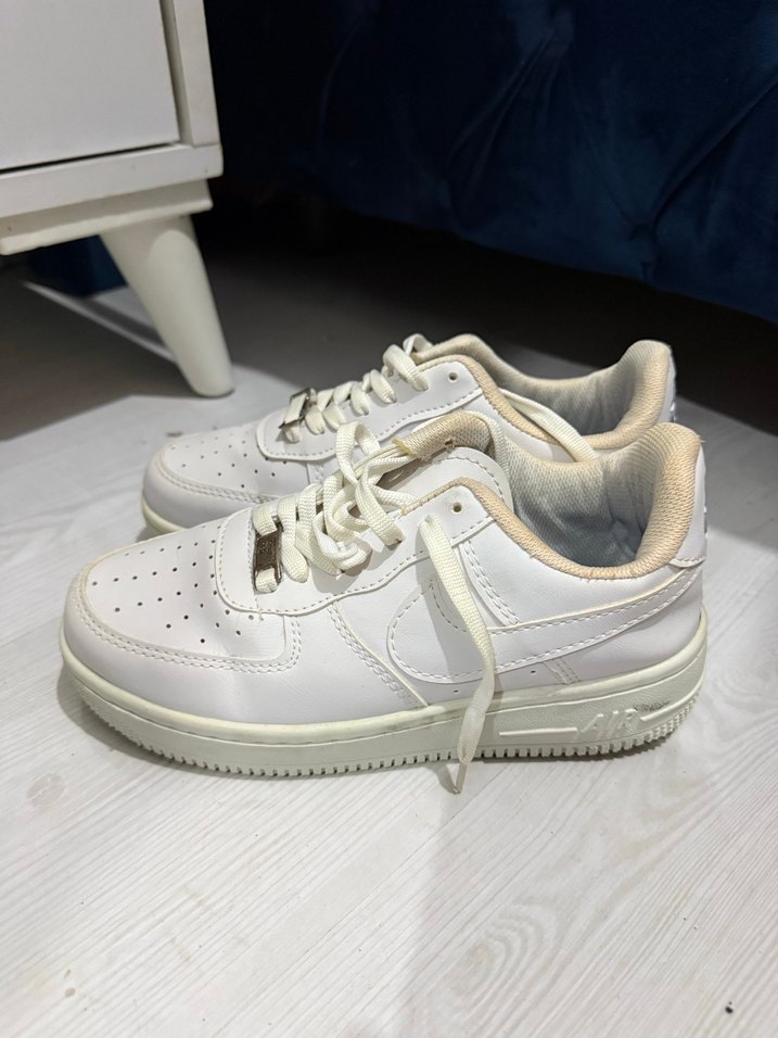 Kadın Nike ayakkabı - Görsel 3