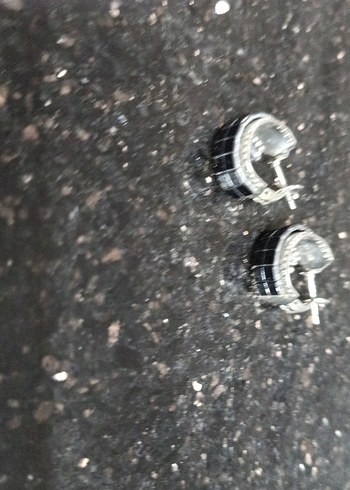 Siyah Parlak Rock Punk Erkek Küpeleri - Görsel 3