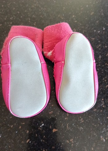 Kız Çocuk Renkli Nakışlı Örgü Ev Terliği - Görsel 2