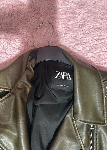 Zara Kadın Yeşil Deri Biker Ceket Zara